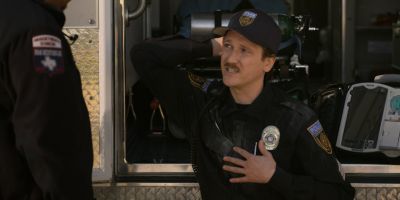 Walker_-_S01E01_mp4_20250929_074510_456.jpg