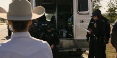 Walker_-_S01E01_mp4_20250929_074511_703.jpg