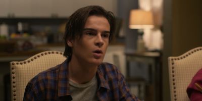 Walker_-_S01E01_mp4_20250929_074837_387.jpg