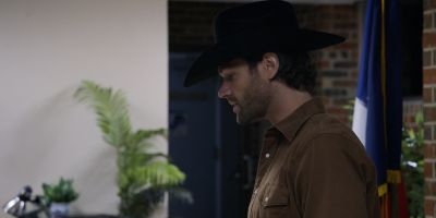 Walker_-_S01E01_mp4_20250929_074959_813.jpg