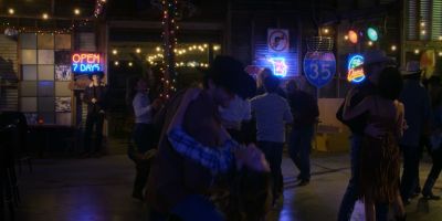 Walker_-_S01E01_mp4_20250929_075455_970.jpg