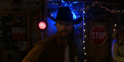 Walker_-_S01E01_mp4_20250929_075510_152.jpg