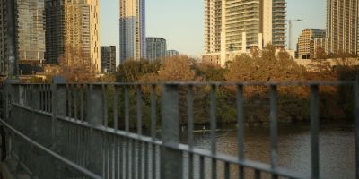 Walker_-_S01E01_mp4_20250929_075515_115.jpg