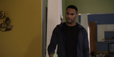 Walker_-_S01E01_mp4_20250929_075828_579.jpg