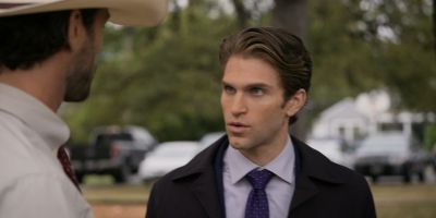 Walker_-_S01E01_mp4_20250929_075957_920.jpg