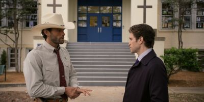 Walker_-_S01E01_mp4_20250929_080003_011.jpg