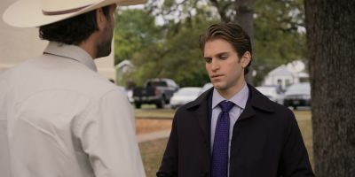 Walker_-_S01E01_mp4_20250929_080007_765.jpg