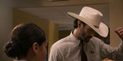 Walker_-_S01E01_mp4_20250929_080128_228.jpg