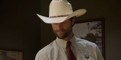 Walker_-_S01E01_mp4_20250929_080715_015.jpg
