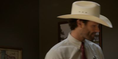Walker_-_S01E01_mp4_20250929_080719_938.jpg
