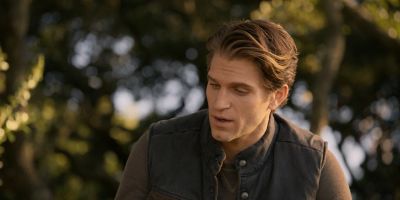 Walker_-_S01E01_mp4_20250929_080746_922.jpg