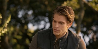 Walker_-_S01E01_mp4_20250929_080747_427.jpg