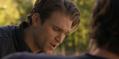 Walker_-_S01E01_mp4_20250929_080830_220.jpg
