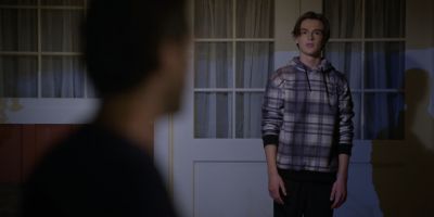 Walker_-_S01E01_mp4_20250929_081204_827.jpg