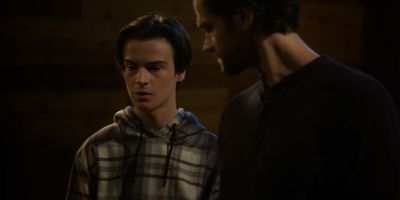 Walker_-_S01E01_mp4_20250929_081229_353.jpg