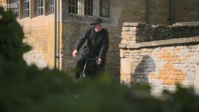 FATHER_BROWN_-_S01E01_mp4_20251002_233918_486.jpg
