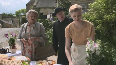 FATHER_BROWN_-_S01E01_mp4_20251002_233933_380.jpg