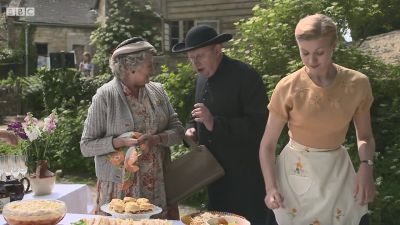 FATHER_BROWN_-_S01E01_mp4_20251002_233946_140.jpg