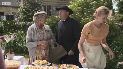 FATHER_BROWN_-_S01E01_mp4_20251002_233950_220.jpg