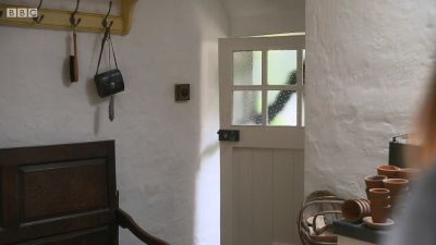 FATHER_BROWN_-_S01E01_mp4_20251002_234109_989.jpg
