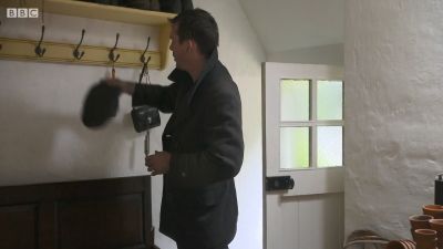 FATHER_BROWN_-_S01E01_mp4_20251002_234112_870.jpg