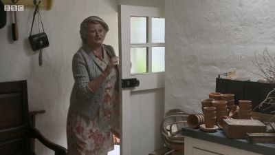 FATHER_BROWN_-_S01E01_mp4_20251002_234225_596.jpg