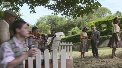 FATHER_BROWN_-_S01E01_mp4_20251002_234318_721.jpg