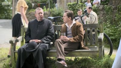 FATHER_BROWN_-_S01E01_mp4_20251002_234335_685.jpg