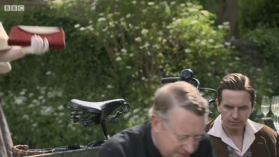 FATHER_BROWN_-_S01E01_mp4_20251002_234352_567.jpg