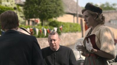 FATHER_BROWN_-_S01E01_mp4_20251002_234516_531.jpg