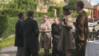 FATHER_BROWN_-_S01E01_mp4_20251002_234523_611.jpg