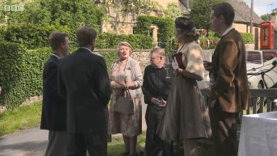 FATHER_BROWN_-_S01E01_mp4_20251002_234524_092.jpg