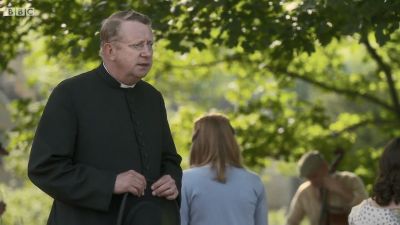 FATHER_BROWN_-_S01E01_mp4_20251002_234631_096.jpg