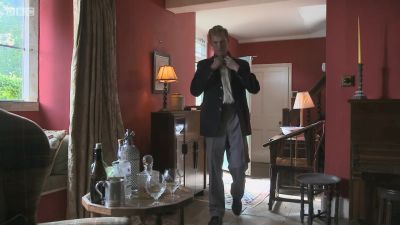 FATHER_BROWN_-_S01E01_mp4_20251002_234755_143.jpg