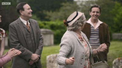 FATHER_BROWN_-_S01E01_mp4_20251002_235057_641.jpg