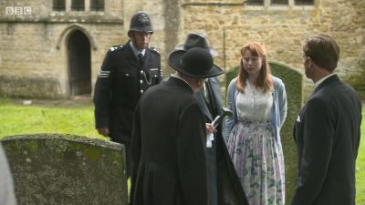 FATHER_BROWN_-_S01E01_mp4_20251002_235324_371.jpg