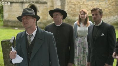 FATHER_BROWN_-_S01E01_mp4_20251002_235338_012.jpg