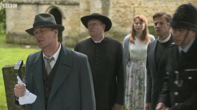 FATHER_BROWN_-_S01E01_mp4_20251002_235338_293.jpg