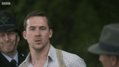 FATHER_BROWN_-_S01E01_mp4_20251002_235350_615.jpg