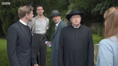 FATHER_BROWN_-_S01E01_mp4_20251002_235356_693.jpg
