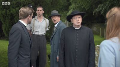 FATHER_BROWN_-_S01E01_mp4_20251002_235359_733.jpg