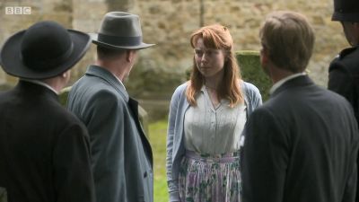FATHER_BROWN_-_S01E01_mp4_20251002_235423_100.jpg