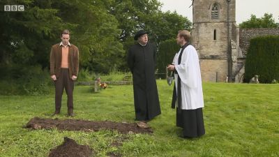 FATHER_BROWN_-_S01E01_mp4_20251003_000159_326.jpg