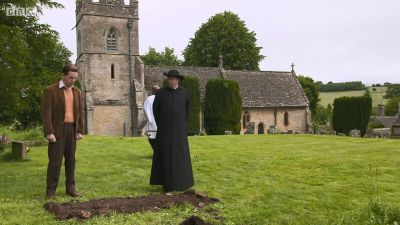 FATHER_BROWN_-_S01E01_mp4_20251003_000234_553.jpg