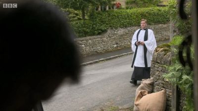 FATHER_BROWN_-_S01E01_mp4_20251003_000259_288.jpg