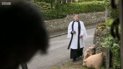 FATHER_BROWN_-_S01E01_mp4_20251003_000301_047.jpg