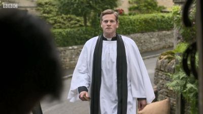 FATHER_BROWN_-_S01E01_mp4_20251003_000303_967.jpg