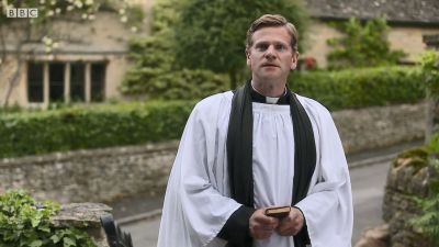 FATHER_BROWN_-_S01E01_mp4_20251003_000316_929.jpg