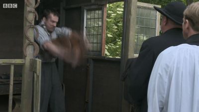 FATHER_BROWN_-_S01E01_mp4_20251003_000339_252.jpg