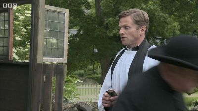 FATHER_BROWN_-_S01E01_mp4_20251003_000346_652.jpg